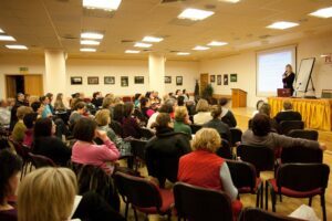 NikolEa Javában tart az énkép előadás